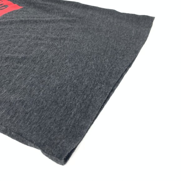 3/$25 Kids Levis Gray Red T Shirt Medium 7-8 - Picture 3 of 8